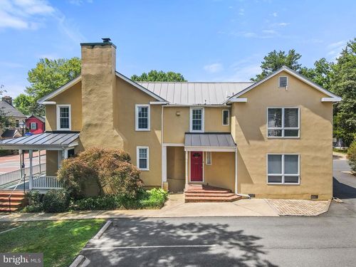 200 E Washington St, MIDDLEBURG, VA, 20117 | Card Image