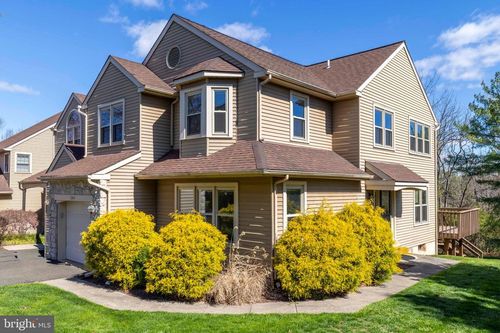 1243 Browning Ct, LANSDALE, PA, 19446-5385 | Card Image