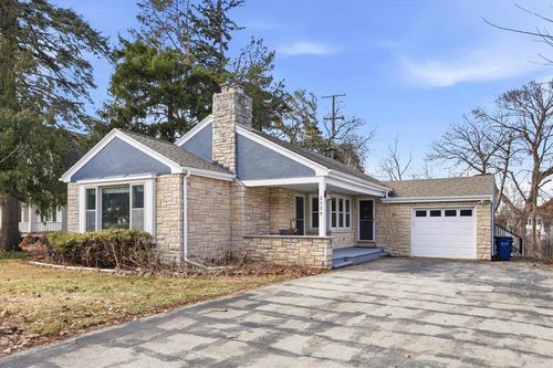 2526 S Webster Avenue, ALLOUEZ, WI, 54301 | Card Image