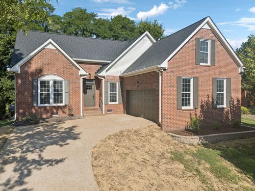 6645 Autumnwood Dr, Nashville, TN, 37221-3942 | Card Image