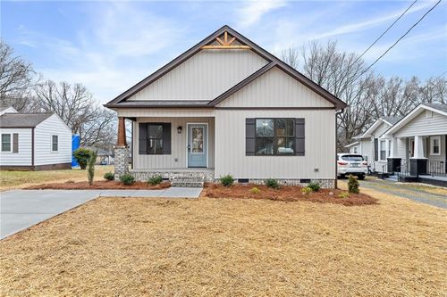 1007 Wentworth St, Reidsville, NC, 27320-2123 | Card Image