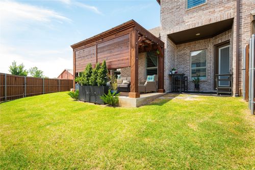 2712 Fiddler Way, McKinney, TX, 75071-2393 | Card Image