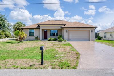 107 Medalist Road, House other with 3 bedrooms, 2 bathrooms and null parking in Rotonda West FL | Image 1