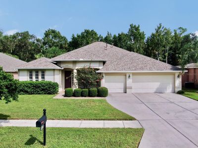 27243 Fordham Drive, House other with 5 bedrooms, 3 bathrooms and null parking in Wesley Chapel FL | Image 2