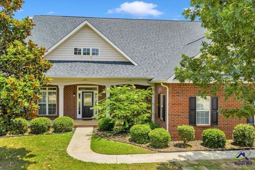 124 Roseine Dr, Warner Robins, GA, 31088-8561 | Card Image