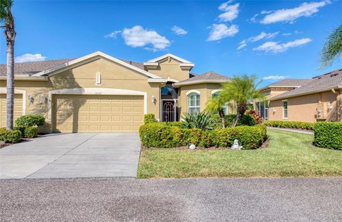 2227 Nottingham Greens Dr, SUN CITY CENTER, FL, 33573-7183 | Card Image