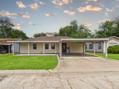 505 S Circle Dr, Baytown, TX, 77520-7239 | Card Image
