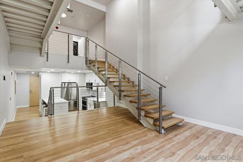 103-1150 J, San Diego, CA, 92101 | Card Image