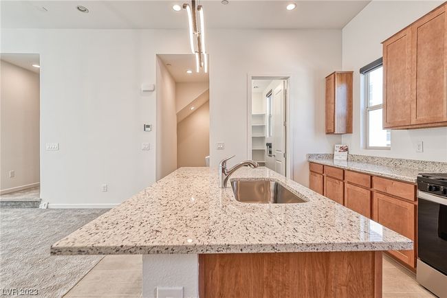 639 Grey Saker St, Townhouse with 4 bedrooms, 4 bathrooms and null parking in Las Vegas NV | Image 12