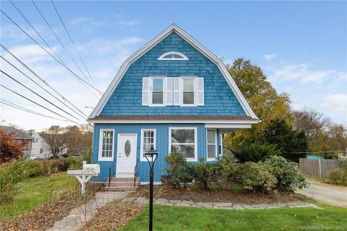 939 Nichols Ave, Stratford, CT, 06614-2665 | Card Image