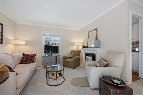 apt-202-601 Ridge Rd, Wilmette, IL, 60091-2458 | Card Image