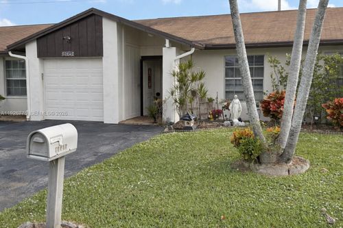15708 Bottlebrush Cir, Delray Beach, FL, 33484-5515 | Card Image