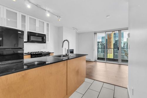 1703-1225 Richards St, Vancouver, BC, V6B1E6 | Card Image