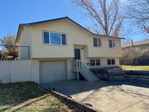 1012 Wall St, Meeker, CO, 81641-3404 | Card Image