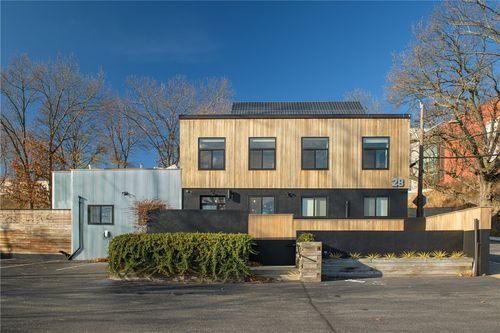 28 Wolcott St, Providence, RI, 02908-5508 | Card Image