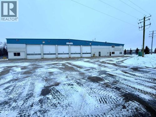 8 Van Der Horn Way, Rural Red Deer County, AB, T4S2M4 | Card Image