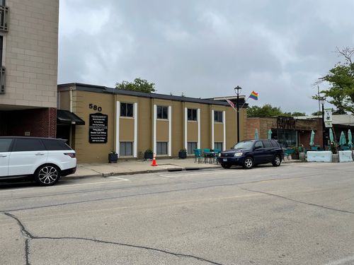 ste-24-580 Roger Williams Ave, Highland Park, IL, 60035-4820 | Card Image