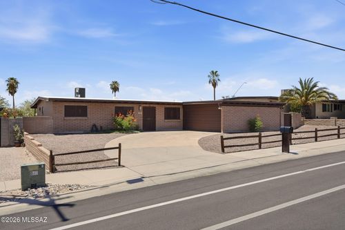 2612 S Bonanza Ave, Tucson, AZ, 85730-1502 | Card Image