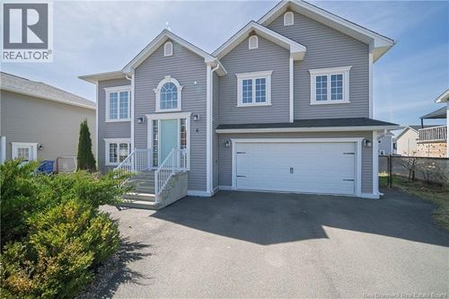 6 Burnett St, Oromocto, NB, E2V0J4 | Card Image