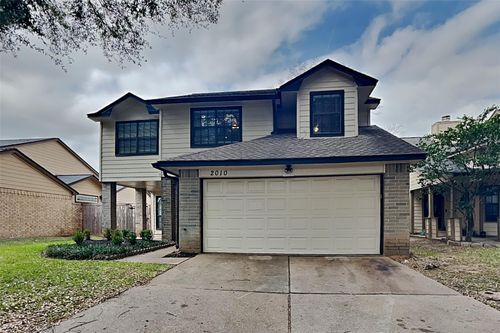 2010 Creekshire Dr, Sugar Land, TX, 77478-5210 | Card Image