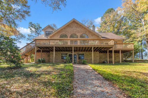 446 Marion Dr, Niceville, FL, 32578-1749 | Card Image