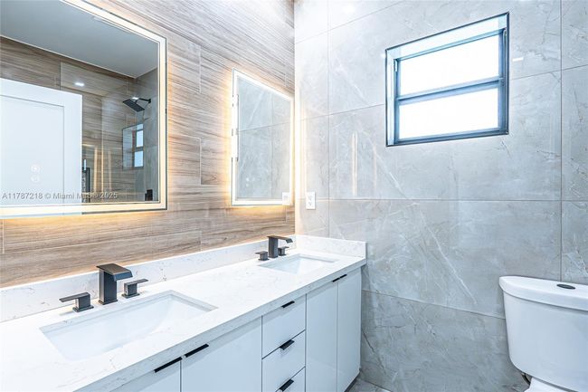 0 - 2739 Nw 7 Th St, House other with 4 bedrooms, 3 bathrooms and null parking in Fort Lauderdale FL | Image 15