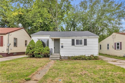 1936 Tait St, Lorain, OH, 44053-1252 | Card Image