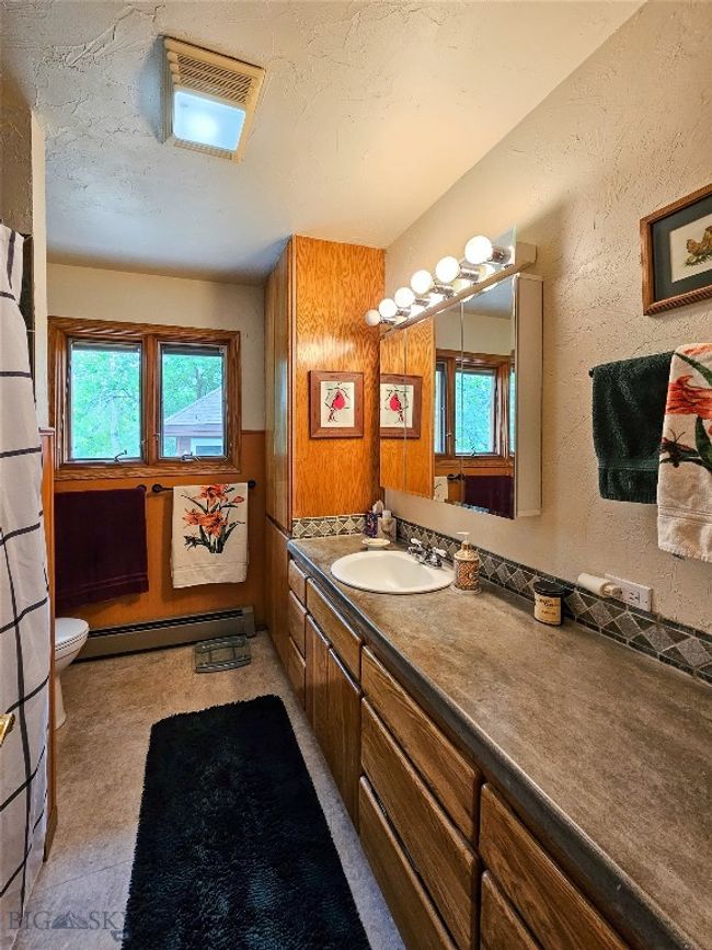 400 E 9 Th Ave, House other with 4 bedrooms, 3 bathrooms and null parking in Big Timber MT | Image 39