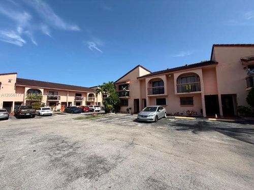 502-2560 W 53rd St, Hialeah, FL, 33016-4068 | Card Image