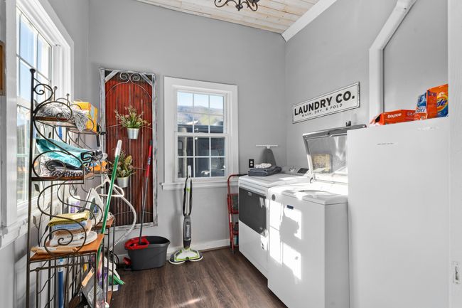 Laundry | Image 18