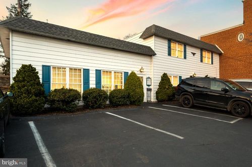843 Columbia Ave, LANCASTER, PA, 17603-3224 | Card Image