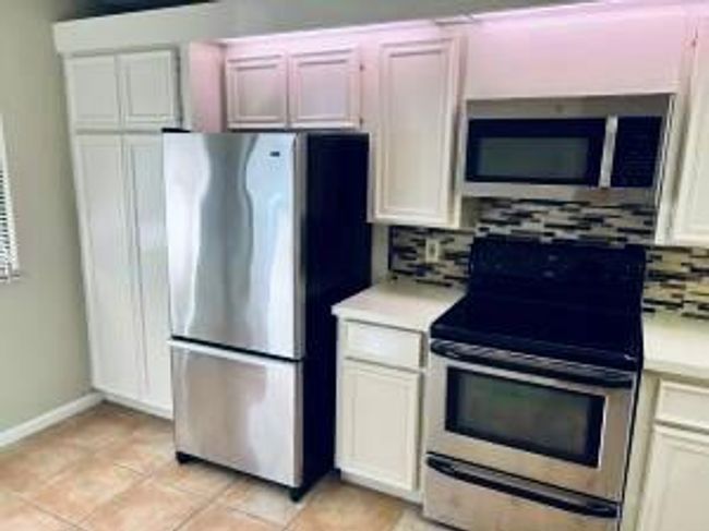 APT-102 - 2441 Village Blvd, Condo with 2 bedrooms, 2 bathrooms and null parking in West Palm Beach FL | Image 6