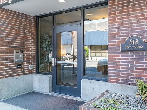 311-618 Nw 12th Ave, Portland, OR, 97209-3020 | Card Image