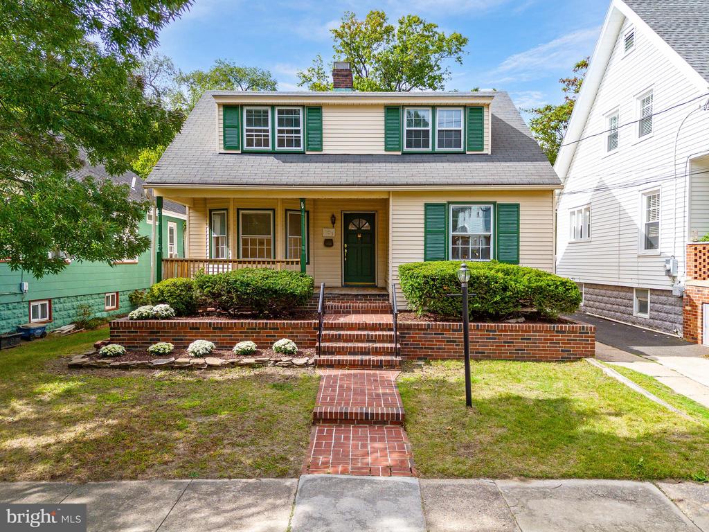 Knight Ave, Collingswood, NJ 08108