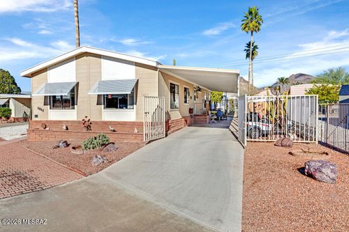 5700 W Box R St, Tucson, AZ, 85713 | Card Image