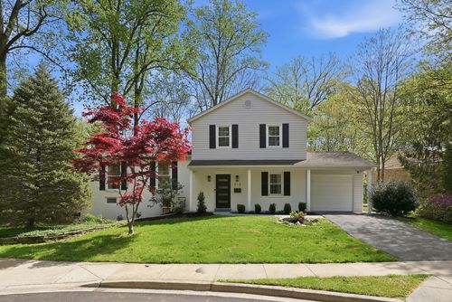 815 Woodley Dr, Rockville, MD, 20850-2033 | Card Image