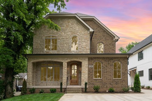 a-909 Gale Ln, Nashville, TN, 37204-3013 | Card Image