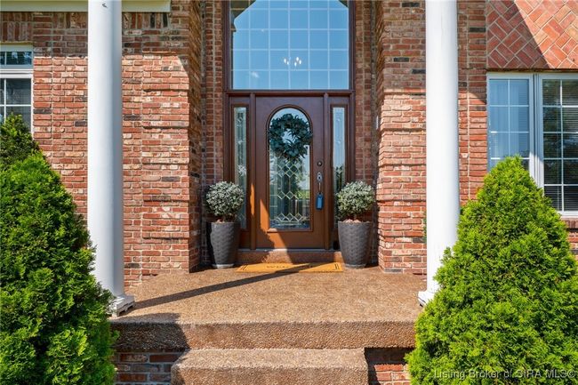 12615 Highway 31 N, Home with 4 bedrooms, 4 bathrooms and null parking in Memphis IN | Image 5