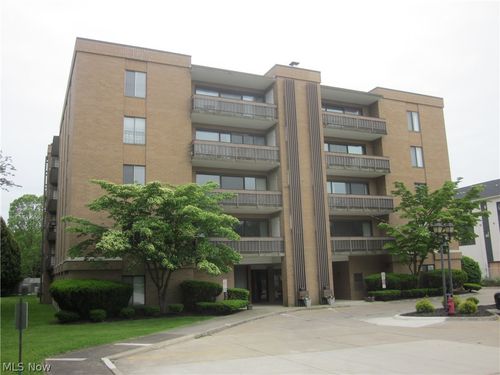 204-22555 Center Ridge Rd, Rocky River, OH, 44116-3069 | Card Image