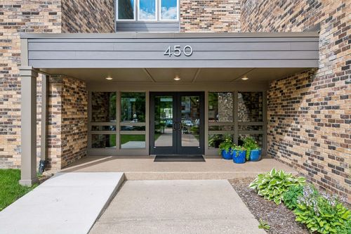 303-450 Ford Rd, Saint Louis Park, MN, 55426-4802 | Card Image