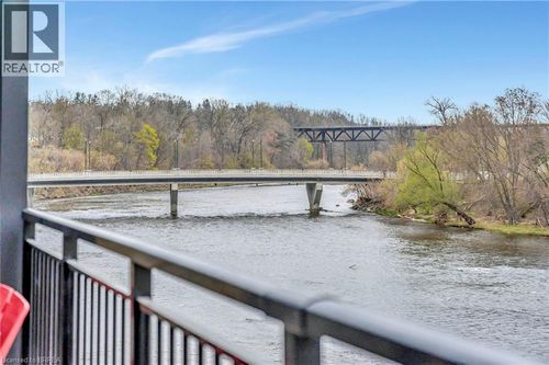 201-7 Grand River St N, Paris, ON, N3L2L9 | Card Image