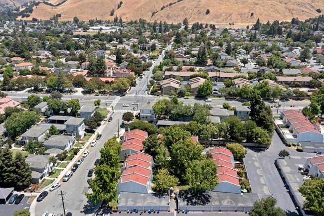 38652 Aurora Ter, Condo with 2 bedrooms, 2 bathrooms and 1 parking in Fremont CA | Image 43