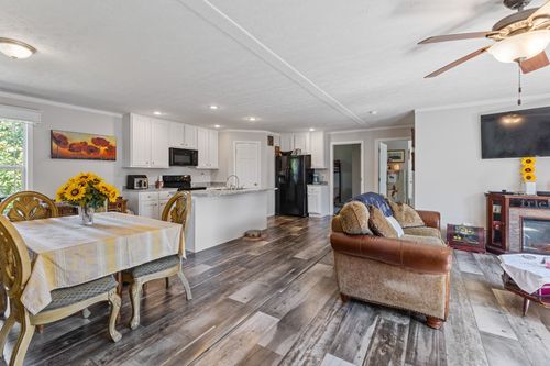 1019 Dogwood Ln, Kingston Springs, TN, 37082-9202 | Card Image