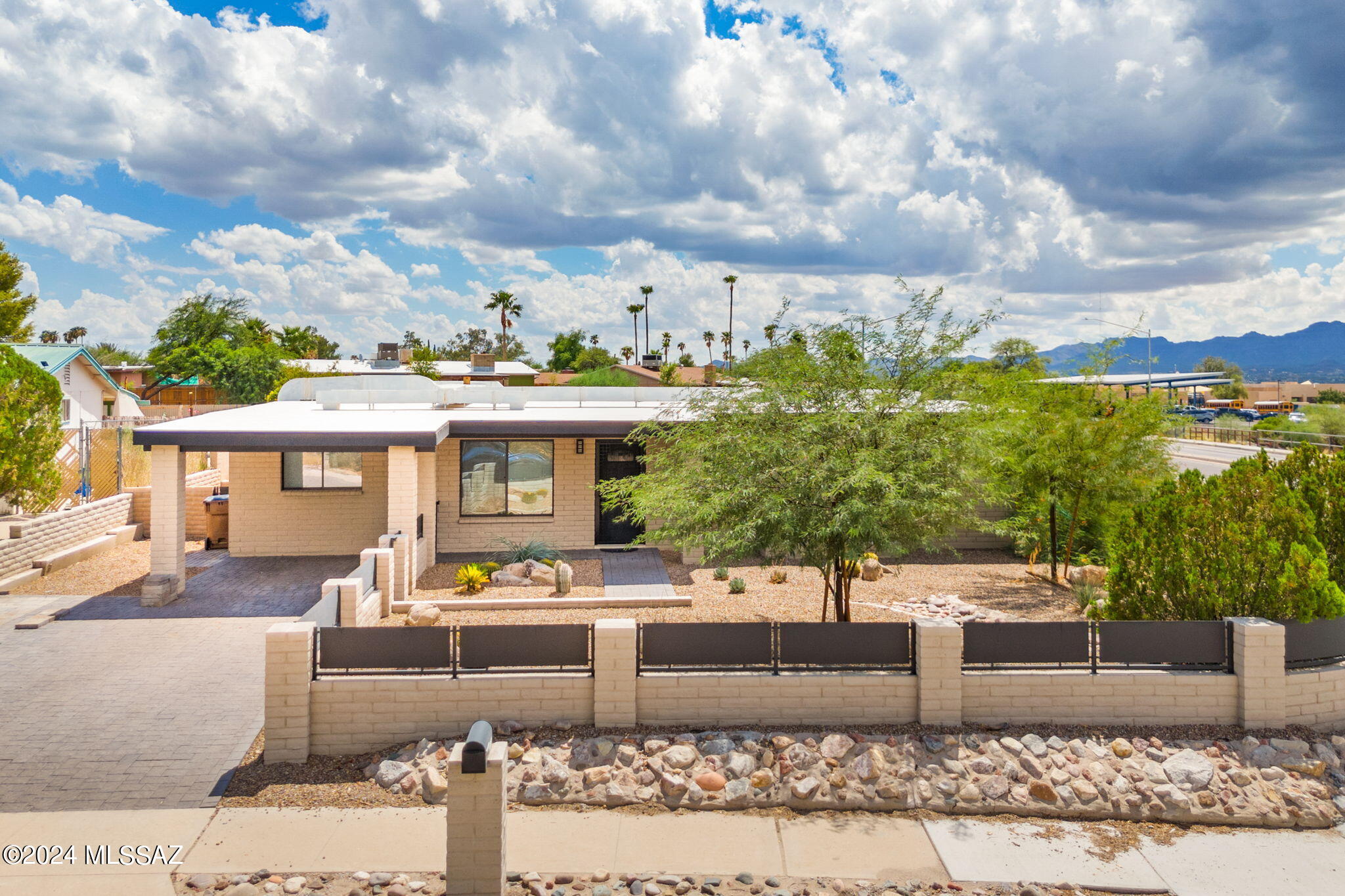 Sandarac St, Tucson, AZ 85741 #1