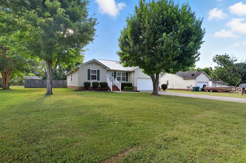 715 Fields Ln, Lebanon, TN, 37087-4047 | Card Image