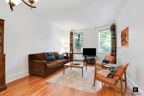 2-o-140 E 2nd St, Brooklyn, NY, 11218-1410 | Card Image