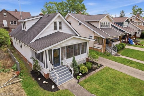 2219 Carabel Ave, Lakewood, OH, 44107-5565 | Card Image