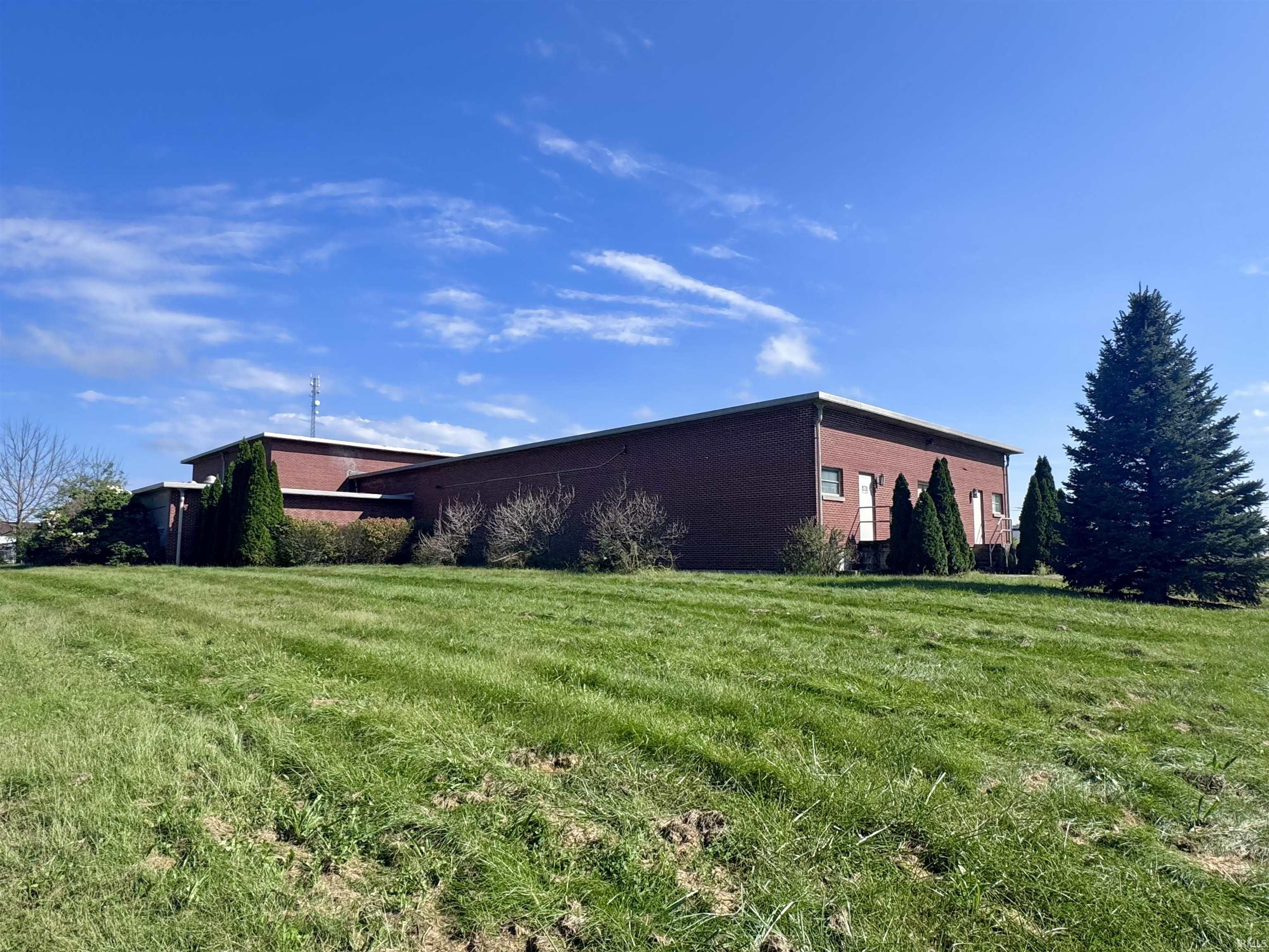 2345 Randolph St, Peru, IN 46970