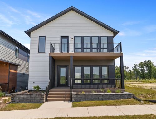9405 Cypress Ct, SOUTH MILWAUKEE, WI, 53172 | Card Image
