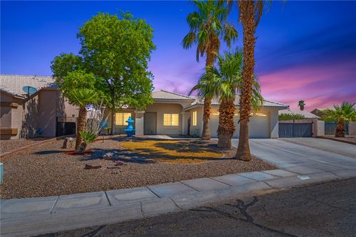 1973 E Shasta Lake Dr, Fort Mohave, AZ, 86426-6711 | Card Image